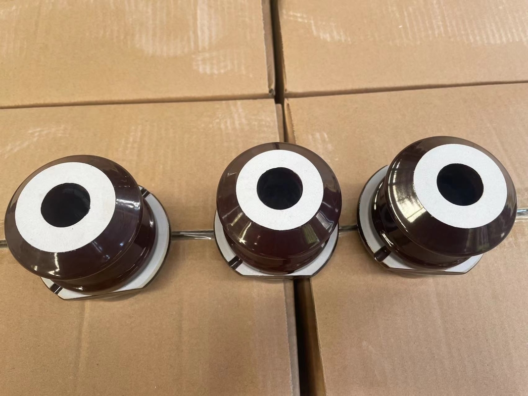 Men nâu DT1-630 Máy biến áp cách điện Ống lót bằng sứ Oem có sẵn