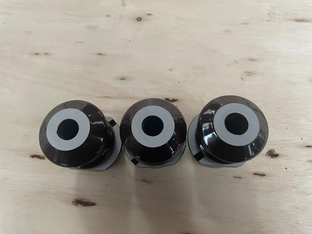 Tiêu chuẩn DIN 1-630A Ống lót sứ biến áp OEM có sẵn