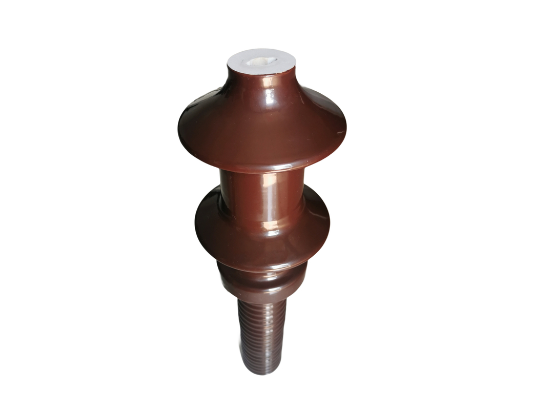 Cách điện đường dây điện bằng sứ 10NF250 màu nâu được khách hàng