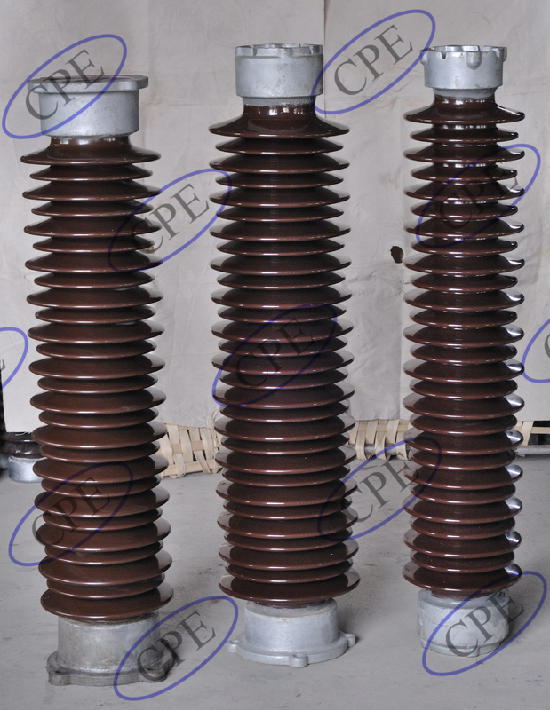 Ống lót bằng sứ của tụ điện C4 1050 Chất cách điện bằng sứ cho lò phản ứng loại khô