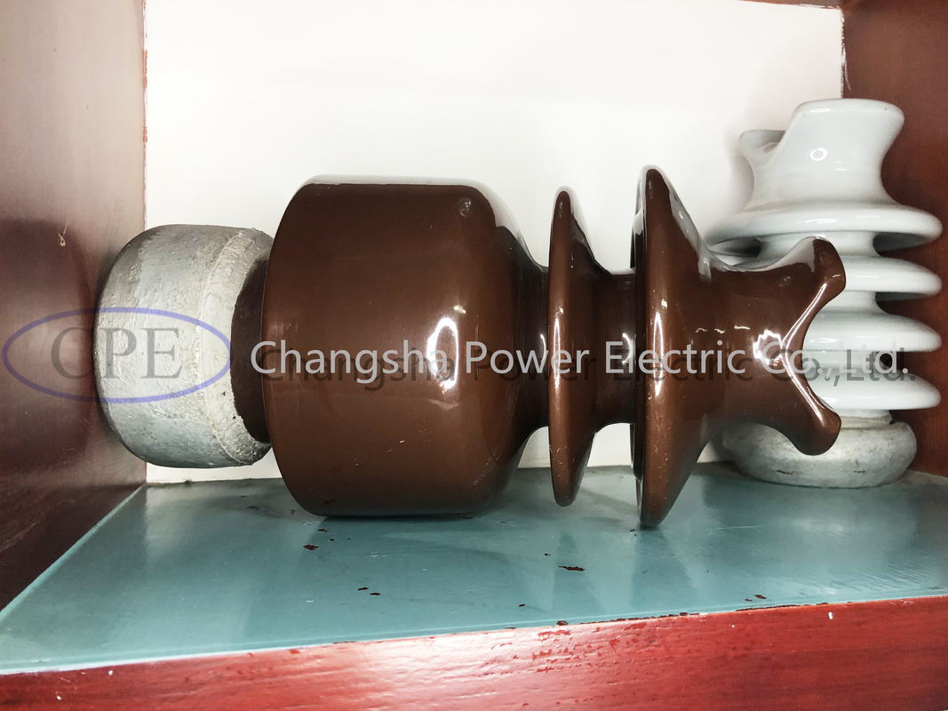 ODM Nâu tráng men sứ cách điện với phần cứng