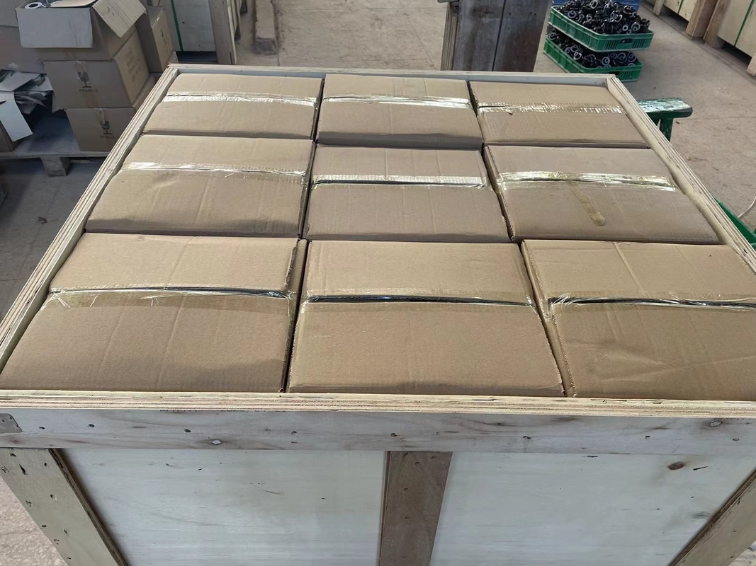 Ống lót sứ biến áp 1kV 2000A tráng men nâu