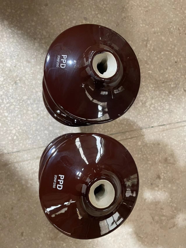 DIN42531 Sứ C-110 Ống lót Máy biến thế Điện Nâu tráng men OEM