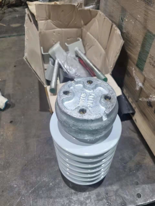 Trạm tráng men xám Cách điện sứ cách điện 8.9kN ANSI TR-208 OEM